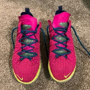 Nike LeBron 18 ‘Los Angeles By Night’ size 7.5